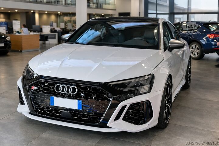 Automobilis AUDI RS3