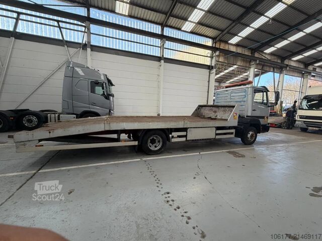 Bestelwagen autodrager Mercedes-Benz 1117 LAMMES-LAMMES / BLATT-BLATT