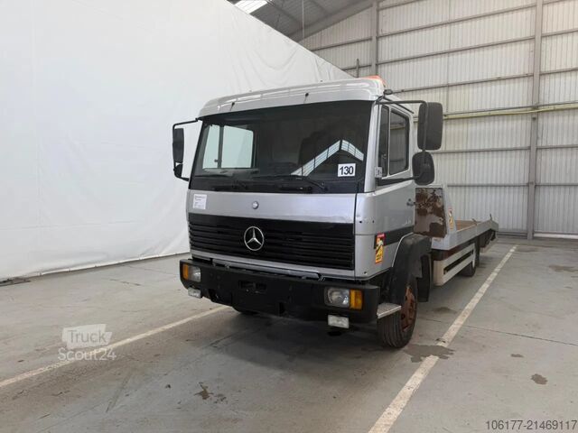 Bestelwagen autodrager Mercedes-Benz 1117 LAMMES-LAMMES / BLATT-BLATT