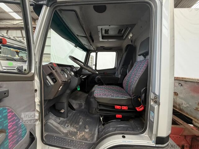 Bestelwagen autodrager Mercedes-Benz 1117 LAMMES-LAMMES / BLATT-BLATT