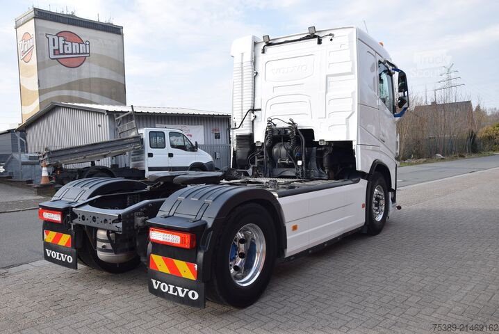 Standaard trekker Volvo FH 500 Hydraulik Navi ACC Tempo Retarder Alu