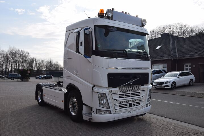 Standaard trekker Volvo FH 500 Hydraulik Navi ACC Tempo Retarder Alu