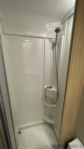 Polu-integrisana motorna Fiat Ducato Carasuite 650 MF 4 Schlafplätze | Teilintegriert