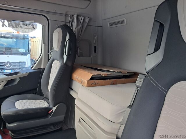 Standartinis vilkikas Ford F-Max 500