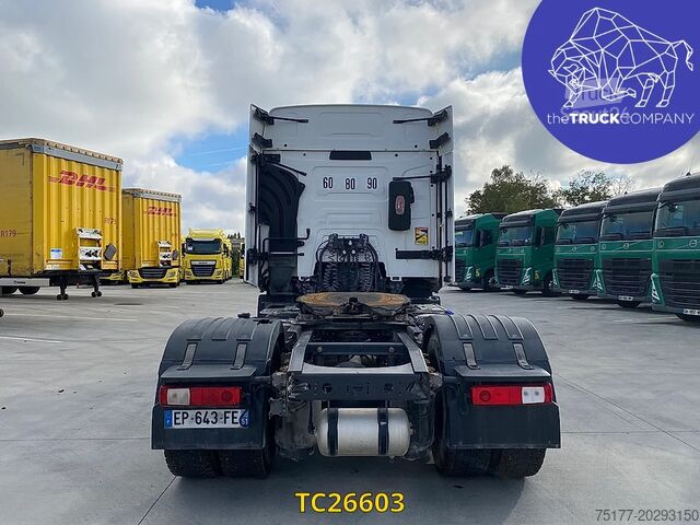 Estándar-SZM Renault T 440