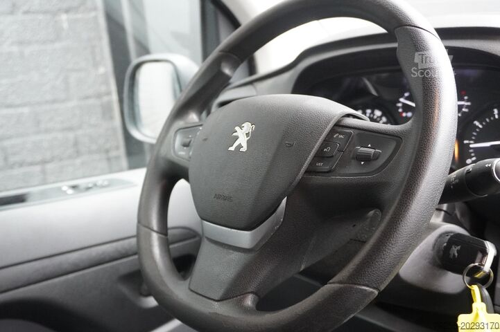 Skříňová dodávka Peugeot Expert 2.0 BlueHDI 120PK EURO 6 - Airco - Navi ...