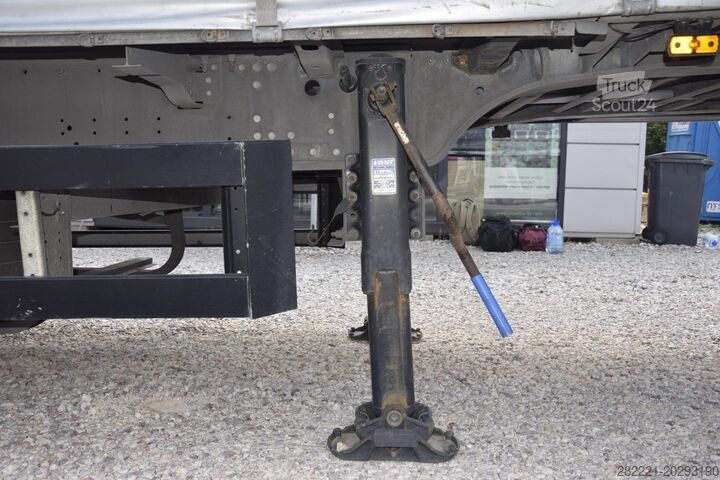 Semirimorchio con cassone SCHMITZ CARGOBULL SCS24/L Varios