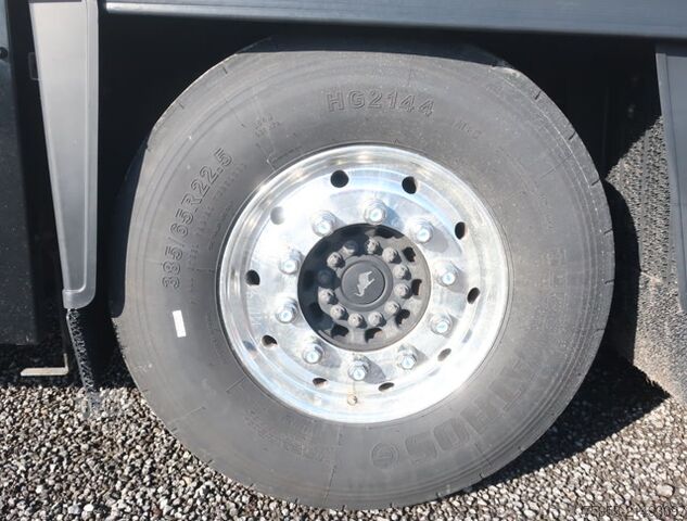 Naczepa chłodnia Schmitz Cargobull SKO 24 FP60 Doppelstock Thermo King SLX 400