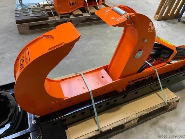 Veículo florestal  L700 avec support