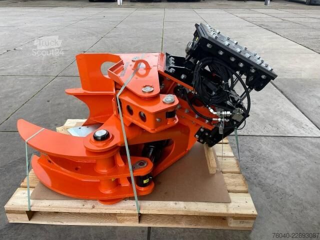 Veículo florestal  CL 320 avec rotation et collecteur