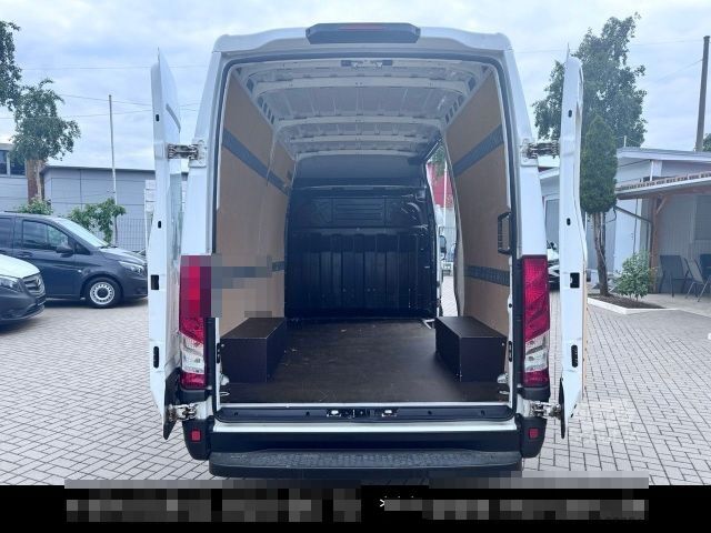 Skåpbil IVECO Daily 35S11 Kasten L2H2