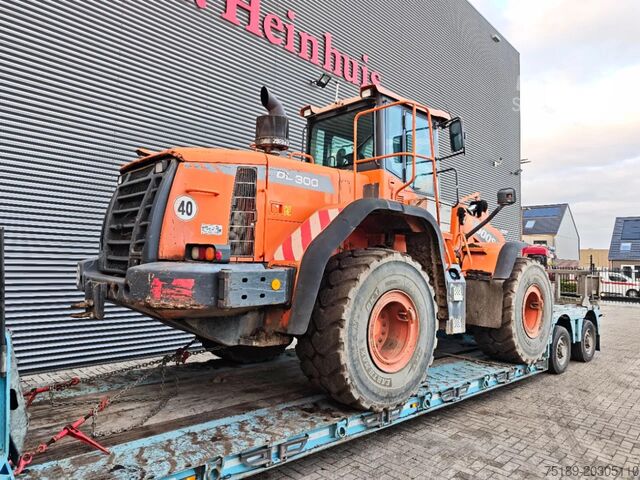 Hjullaster Doosan DL 300-3 Gearbox Defect!