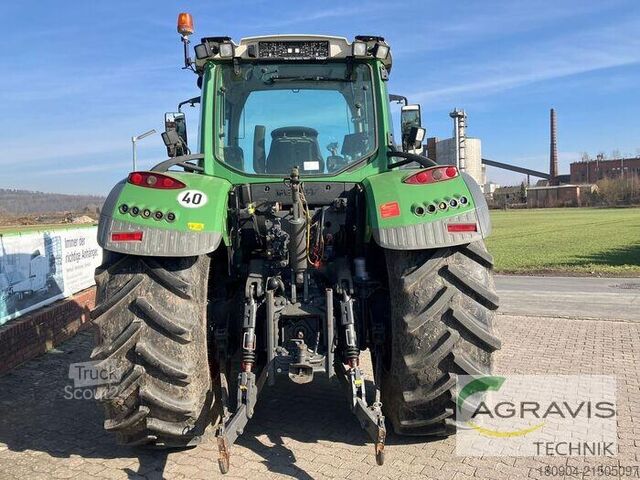 Traktor Fendt 724 VARIO S4