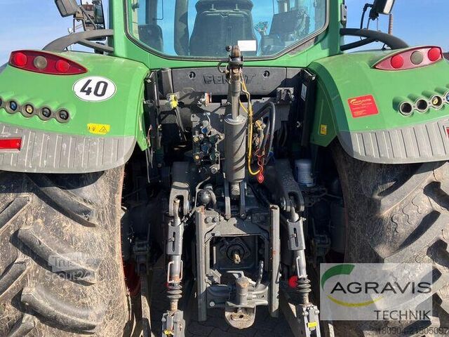 Traktor Fendt 724 VARIO S4