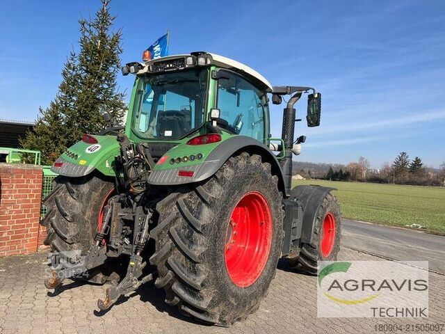Traktor Fendt 724 VARIO S4