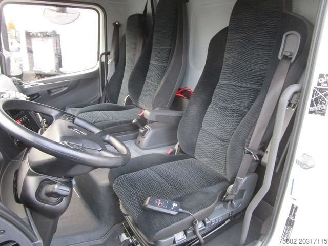 Vrachtwagen met bakwagen MERCEDES-BENZ Atego 818 L MP4.*KLIMA+Luft+6,05m+Modell.19*