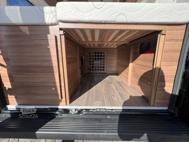 Camper  BRAVIA