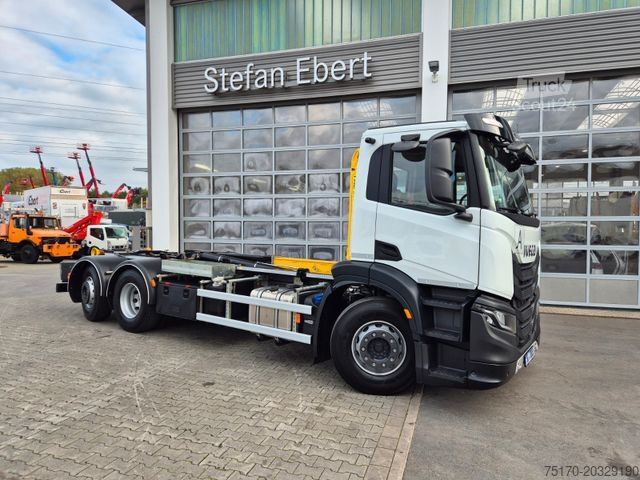 Camion benne à bras amovible IVECO AD280X46Y/PS ON Palfinger PH T 20 SLD5 Intarder