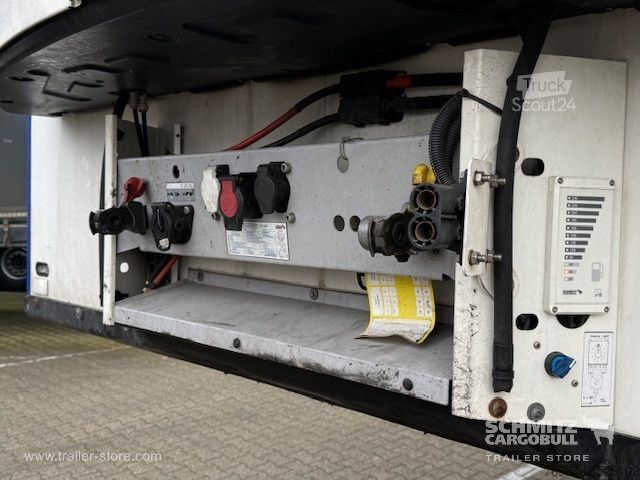 Reefer semitrailer Schmitz Cargobull Tiefkühler Standard Ladebordwand