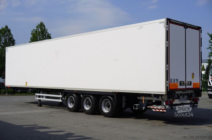 Semi-remorque frigorifique Lamberet refrigerated semi-trailer / Carrier