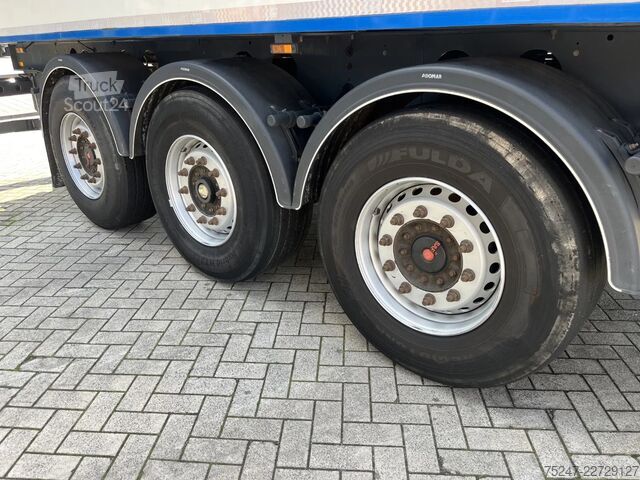 Premikanje tal Dewagtere N/A Agri 60m3 Liftas