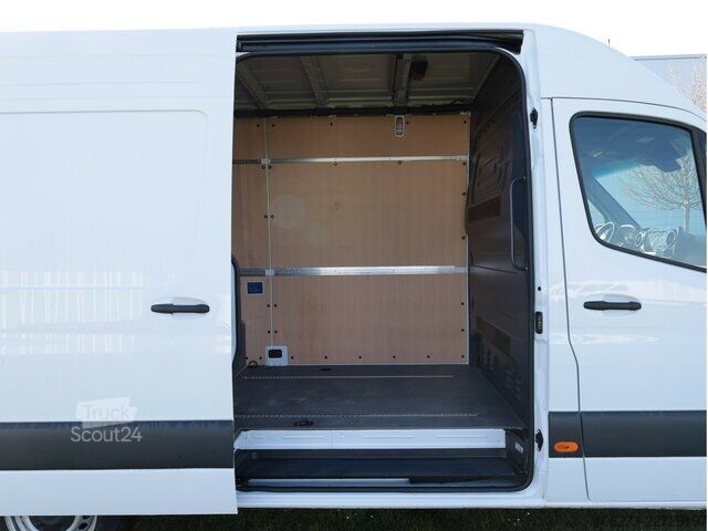 Skåpbil Mercedes-Benz Sprinter 317 CDI,L2H2,Automatik,Kamera