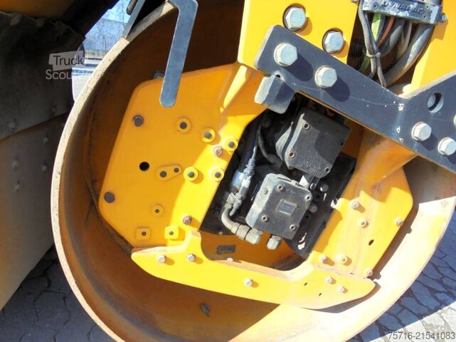 Tandemwalze Dynapac CC 234 HF