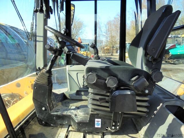 Tandemwalze Dynapac CC 234 HF