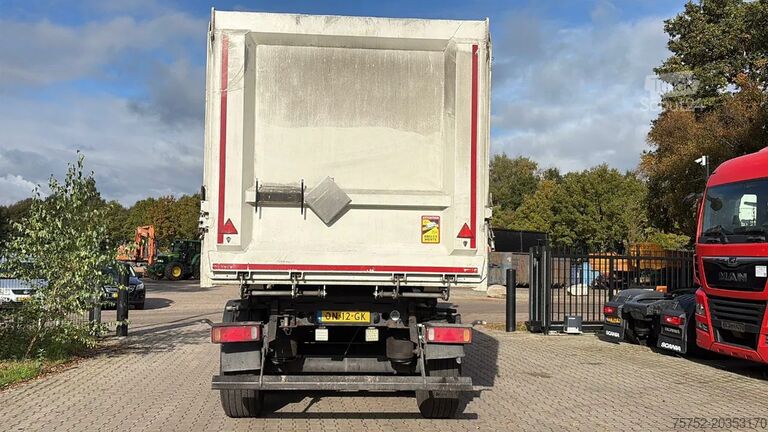 Kipper Schmitz Cargobull SGF S3 55m3 alu kipper Unfall SAF Assen