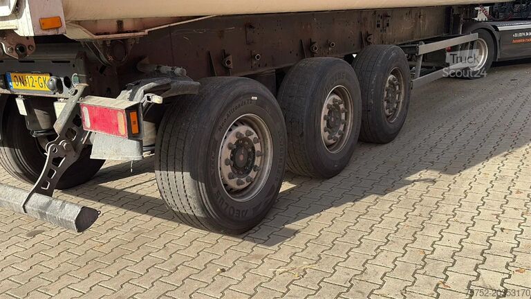 Kipper Schmitz Cargobull SGF S3 55m3 alu kipper Unfall SAF Assen