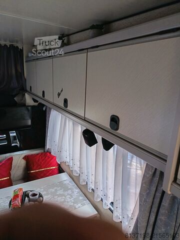 Autocaravana con alcoba Bürstner 