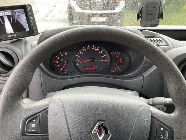 Transporteur de bétail Renault master Theault