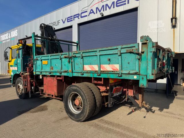 Volquete con grúa Renault G230 **BENNE+GRUE-TIPPER+CRANE**