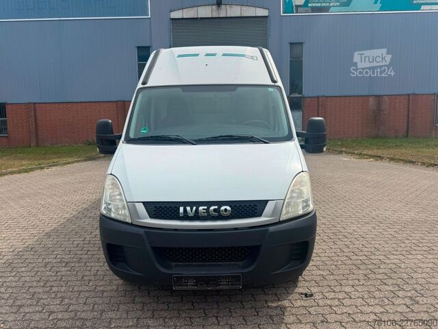 Ван с висока покривка IVECO Daily 50C17 Kastenwagen 3 liter *AHK*