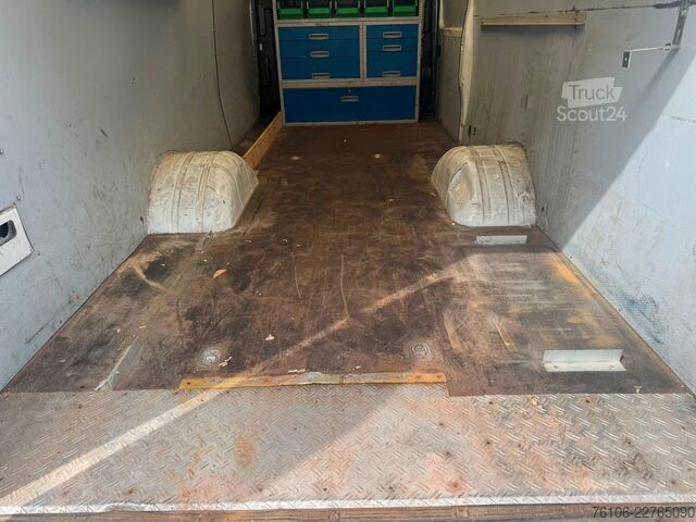 Ван с висока покривка IVECO Daily 50C17 Kastenwagen 3 liter *AHK*