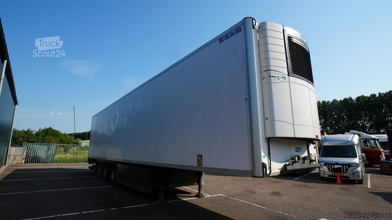 Trasporto refrigerato/congelato LAMBERET 3 Axle frigo trailer Carrier Vector 1950 Bi-Temp