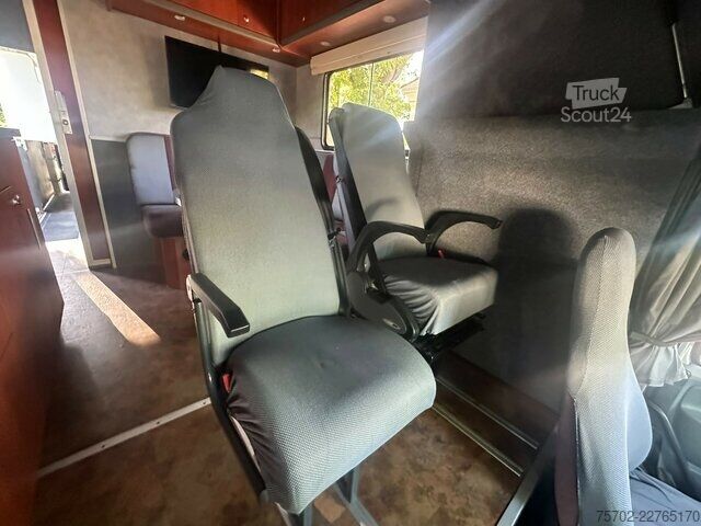 Furgone DAF CF Roelofsen 6 Pferde Wohnung