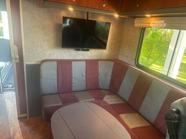 Furgone DAF CF Roelofsen 6 Pferde Wohnung