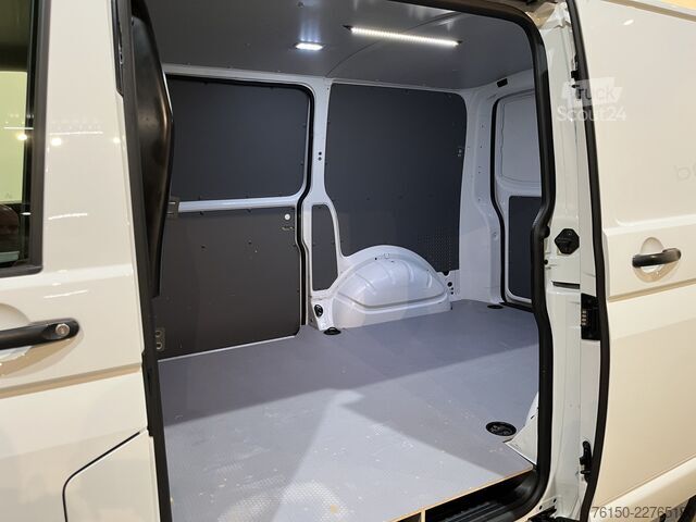 Camioneta familiar de techo alto VW Transporter 2.0 TDI L1H1 150 PK Automaat / Euro...