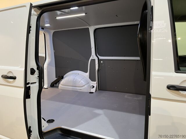 Camioneta familiar de techo alto VW Transporter 2.0 TDI L1H1 150 PK Automaat / Euro...
