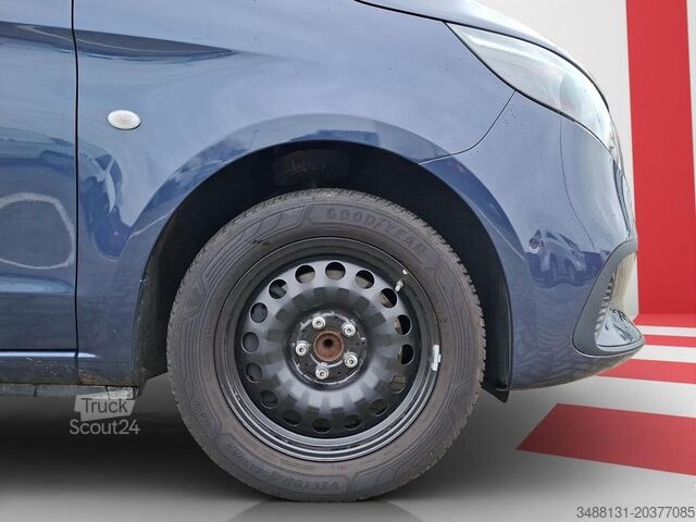 Minibus Mercedes-Benz VITO 116 TOURER NEUES MODELL AHK 2,5t KAM MBUX