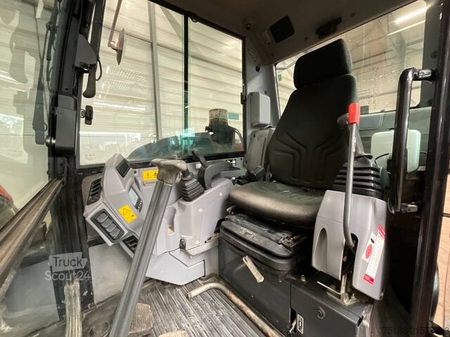 Midi kotrógép Kubota KX 080-4 A