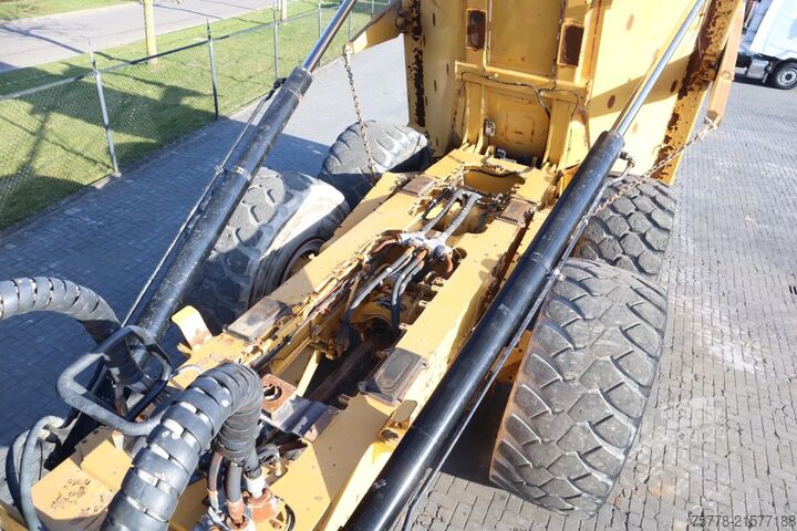 Kiepwagen Caterpillar 745 04A | TAILGATE | AIRCO