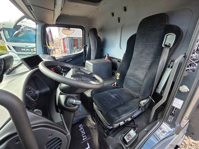 Dėžinis furgonas MERCEDES-BENZ Atego 818 | Ladebordwand