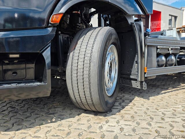 Camión con caja móvil MERCEDES-BENZ Actros 2553 | 6E | Retarder | MirrorCam