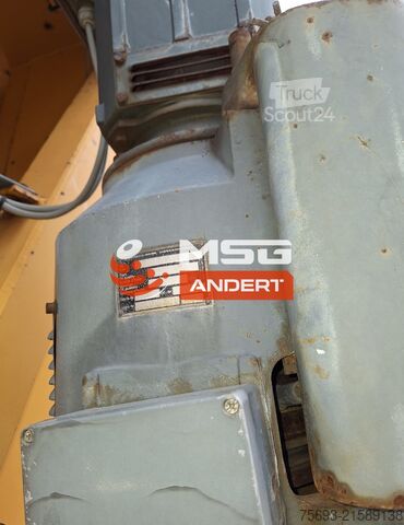 Top-slewing tower crane Liebherr 420 EC-H 16