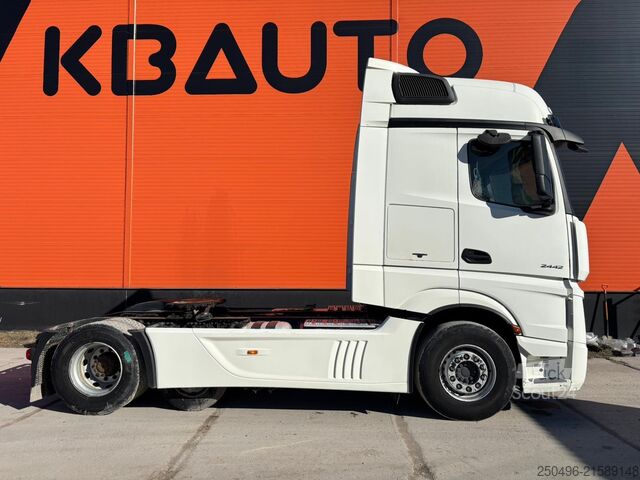 Standard tractor Mercedes-Benz Actros 2442 6x2 BIGSPACE
