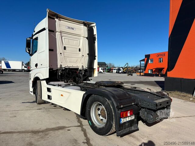 Standard tractor Mercedes-Benz Actros 2442 6x2 BIGSPACE