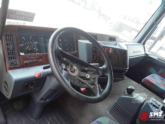 Standard tractor Mercedes Actros 1843 EPS