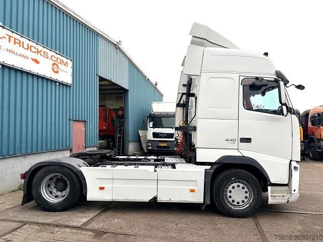 Standard-SZM Volvo FH 440 GLOBETROTTER (D13 ENGINE)  (12+2 GEARS M...